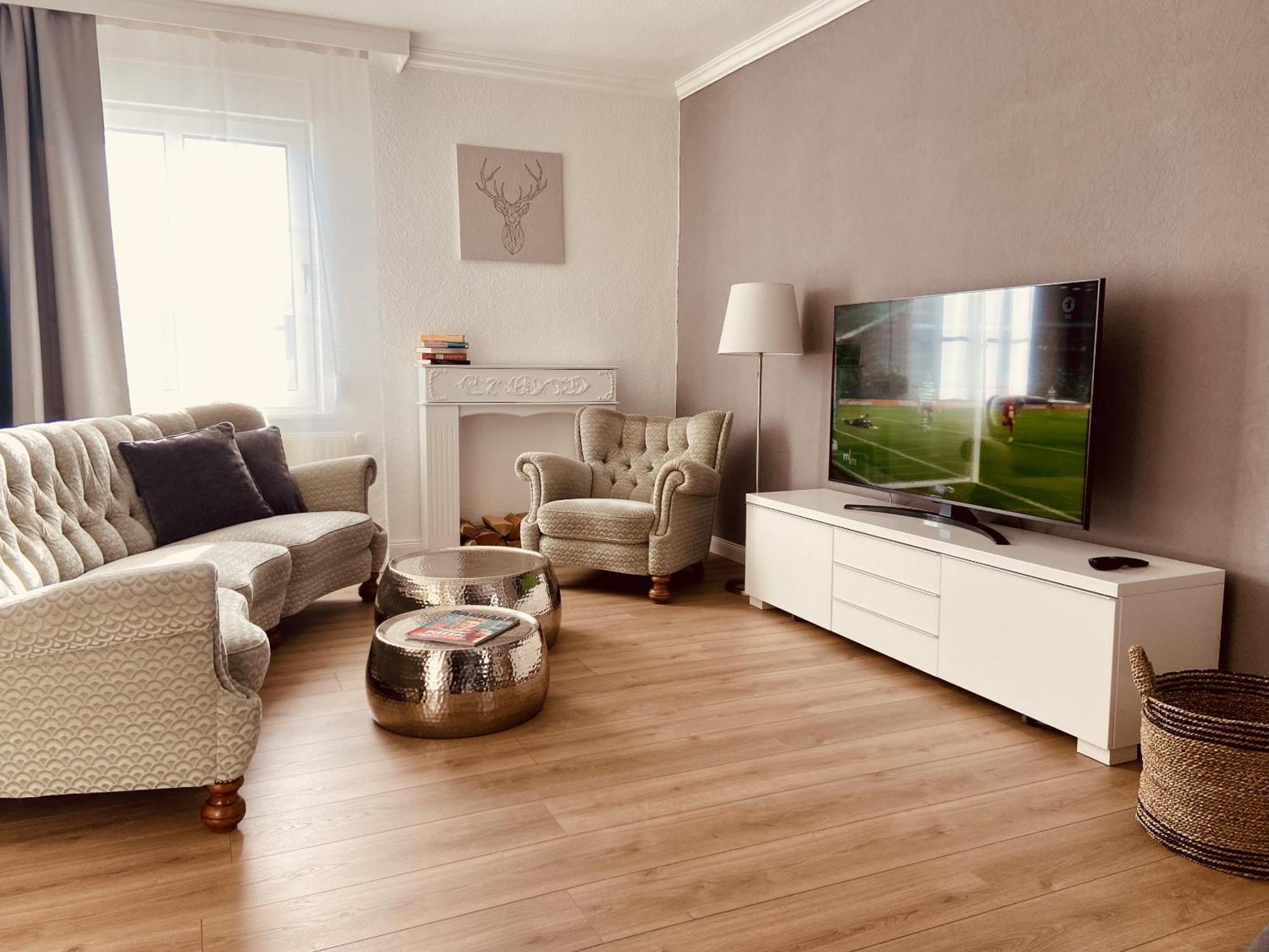 Casa Rehse I Stilvolles Apartment I 24H-Self-Check-In I Kostenlos Parken & Wlan I 55-Zoll-Smart&Kabel-Tv I Oepnv Erfurt Extérieur photo